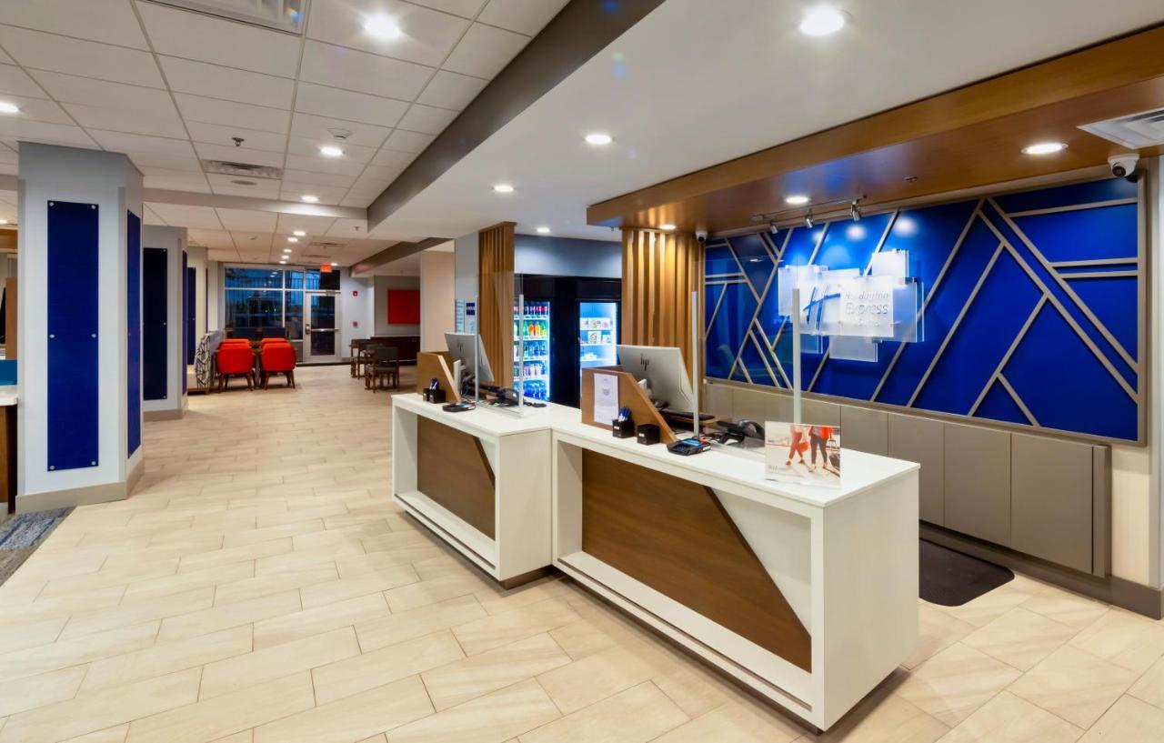 Holiday Inn Express & Suites - Harrisonburg University Area By Ihg מראה חיצוני תמונה