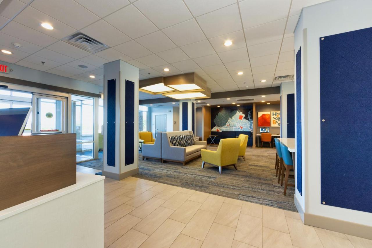 Holiday Inn Express & Suites - Harrisonburg University Area By Ihg מראה חיצוני תמונה