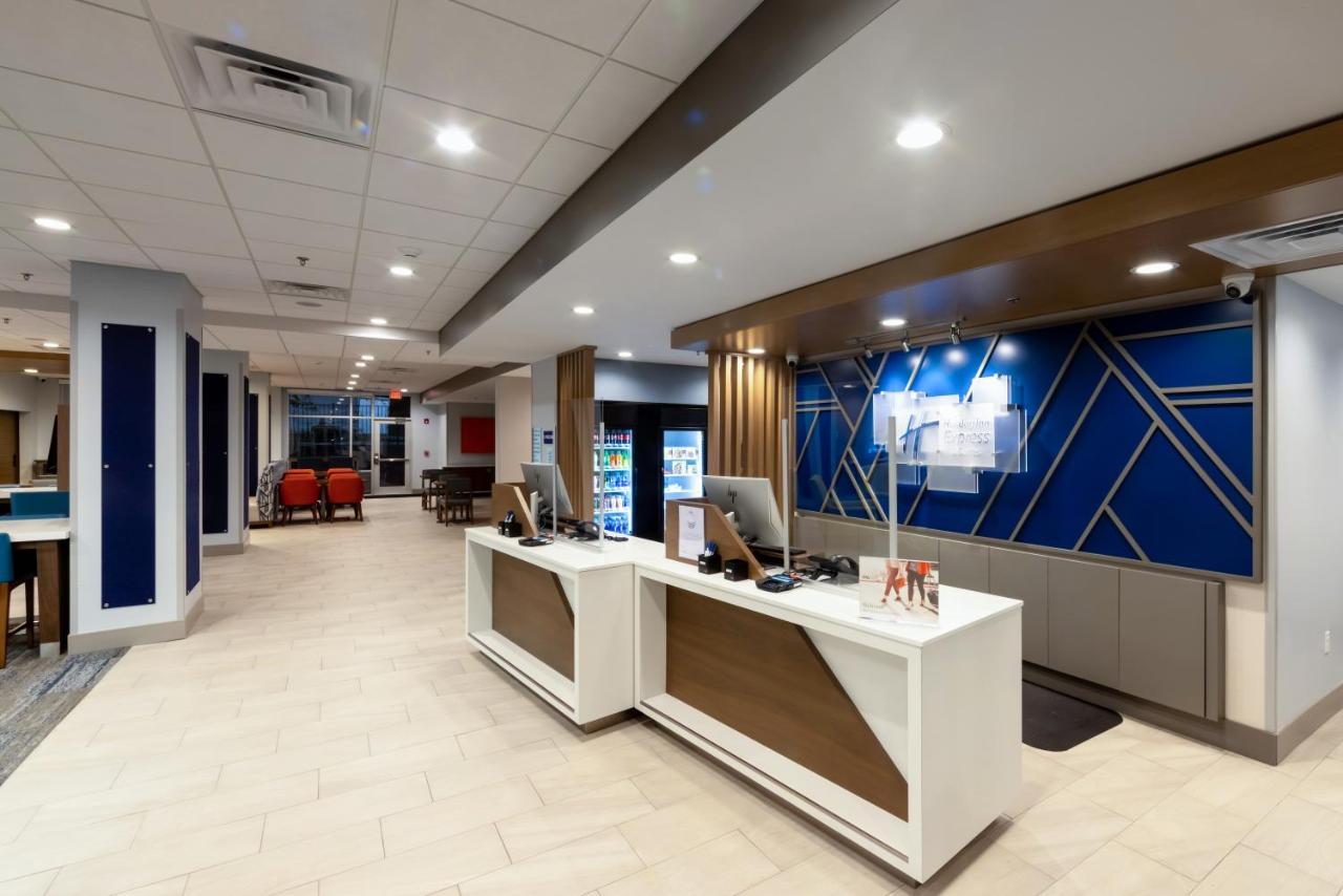 Holiday Inn Express & Suites - Harrisonburg University Area By Ihg מראה חיצוני תמונה